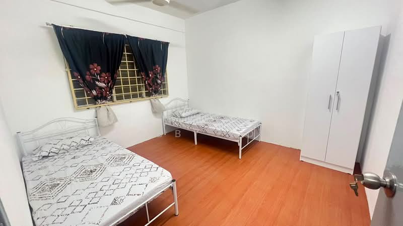 Rumah Flat untuk Disewa di Taman Tasik Utama - Abby Ho - Bedroom - PropertyGuru.com.my