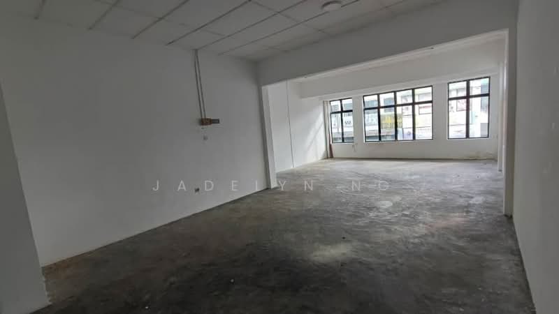 Kedai / Pejabat untuk Dijual di Taman Kulai Utama (Kulai) - Jadelyn Ng - PropertyGuru.com.my