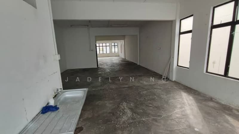 Kedai / Pejabat untuk Dijual di Taman Kulai Utama (Kulai) - Jadelyn Ng - PropertyGuru.com.my