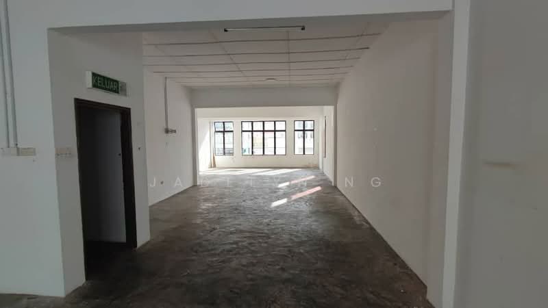 Kedai / Pejabat untuk Dijual di Taman Kulai Utama (Kulai) - Jadelyn Ng - PropertyGuru.com.my