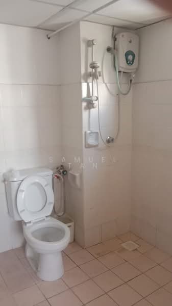 Condominium for Rent at Pantai Hillpark 2 - Samuel Tan - Bathroom - PropertyGuru.com.my