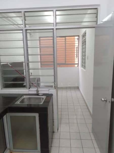 Condominium for Sale at D'Rimba - Mr Zack - Kitchen - PropertyGuru.com.my