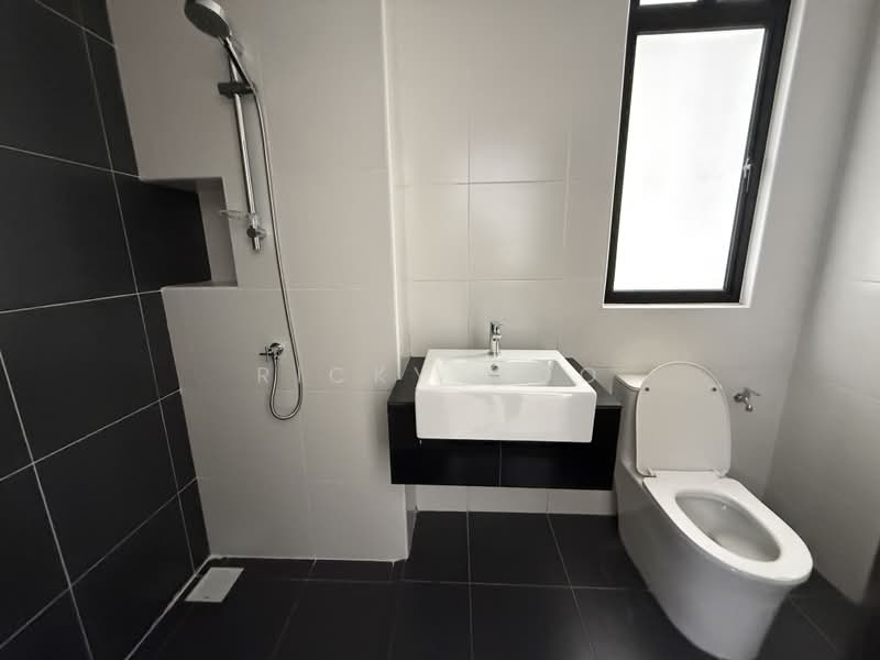 Rumah Kluster untuk Dijual di Eco Botanic 2 (Iskandar Puteri (Nusajaya)) - Ricky Woo - Bathroom - PropertyGuru.com.my