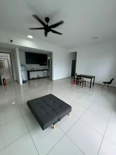 Kondominium untuk Disewa di Iris Residence - Ken Lim - Living Room - PropertyGuru.com.my
