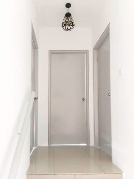 Terraced House for Rent in Kuala Selangor (Selangor) - Kings Soe - Corridor - PropertyGuru.com.my