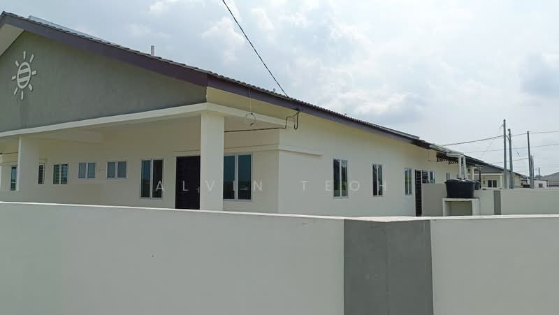 Rumah Teres untuk Dijual di Manjung (Perak) - Alvin Teoh - Exterior - PropertyGuru.com.my