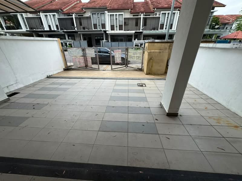 Rumah Teres untuk Disewa di Alam Damai (Cheras) - Jay Khoo - Exterior - PropertyGuru.com.my
