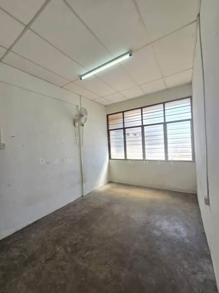 Flat for Rent at Weng Lok - Daniel Chee - PropertyGuru.com.my