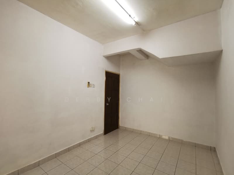 2-storey Terraced House for Rent in TAMAN PUCHONG UTAMA (Puchong) - Debby Chai - Interior - PropertyGuru.com.my