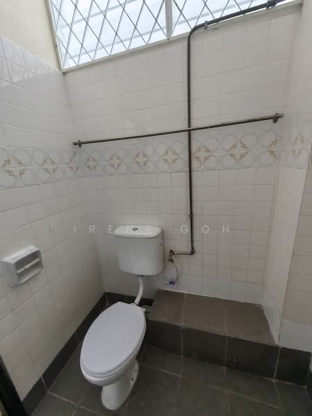 2-storey Terraced House for Rent in Taman Merak (Sungai Dua) - Irene Goh - Bathroom - PropertyGuru.com.my