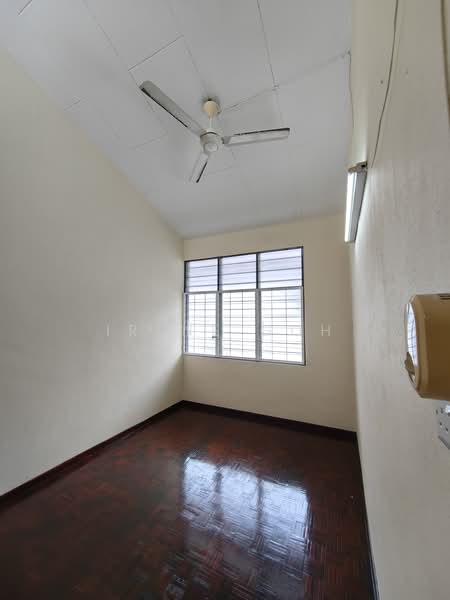 2-storey Terraced House for Rent in Taman Merak (Sungai Dua) - Irene Goh - Interior - PropertyGuru.com.my