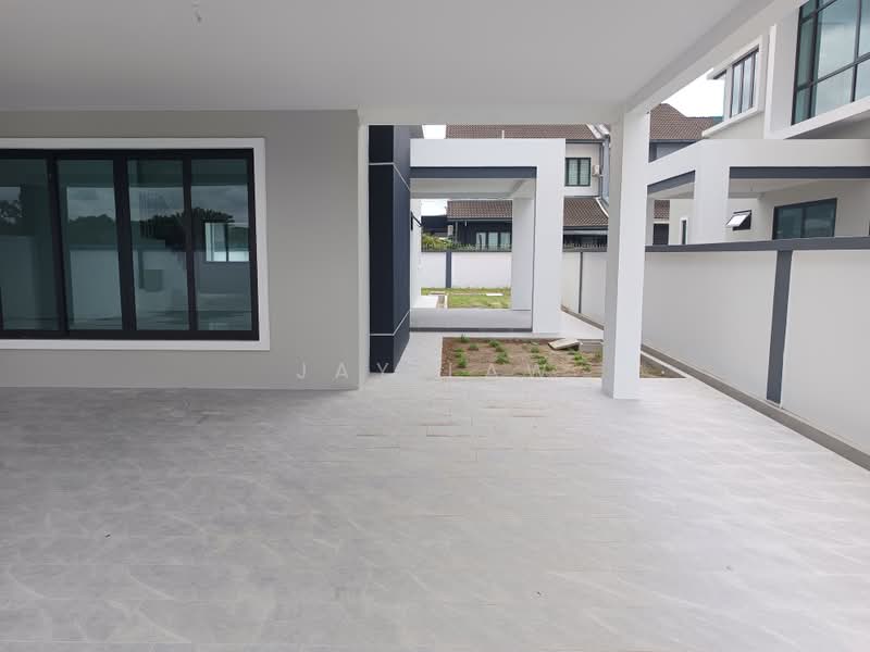 Semi-Detached House for Sale in Stapok (Kuching) - Jay Law - PropertyGuru.com.my
