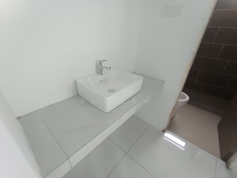 Semi-Detached House for Sale in Stapok (Kuching) - Jay Law - PropertyGuru.com.my
