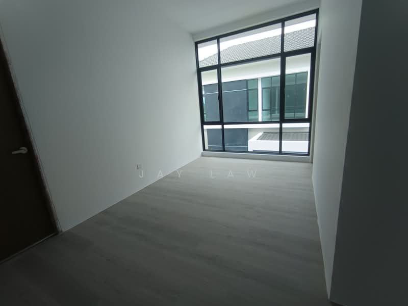Semi-Detached House for Sale in Stapok (Kuching) - Jay Law - PropertyGuru.com.my