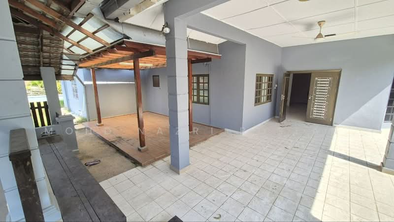 Semi-Detached House for Sale in Kampung Melayu Subang (Sungai Buloh) - Mohd Nazri Roslan - PropertyGuru.com.my