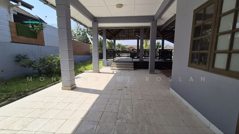 Semi-Detached House for Sale in Kampung Melayu Subang (Sungai Buloh) - Mohd Nazri Roslan - PropertyGuru.com.my