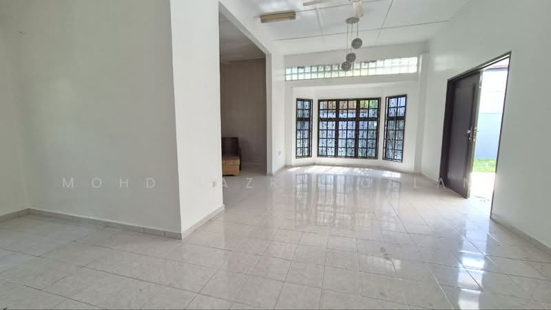 Semi-Detached House for Sale in Kampung Melayu Subang (Sungai Buloh) - Mohd Nazri Roslan - PropertyGuru.com.my