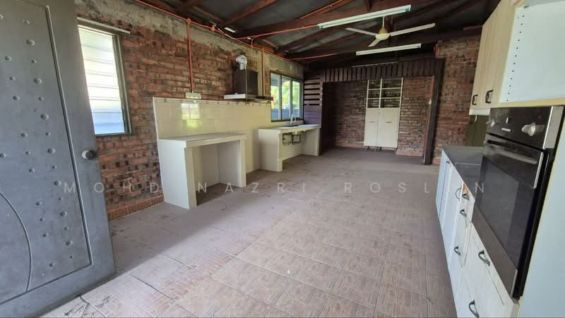 Semi-Detached House for Sale in Kampung Melayu Subang (Sungai Buloh) - Mohd Nazri Roslan - PropertyGuru.com.my