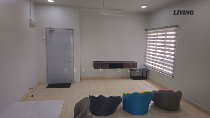 Pangsapuri untuk Disewa di Pangsapuri Randa - Keith See - Living Room - PropertyGuru.com.my