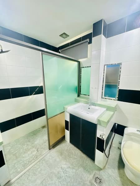 Rumah Teres 2 Tingkat untuk Dijual di Taman Sierra Perdana (Masai) - JAN AU - Bathroom - PropertyGuru.com.my