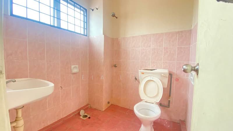 Rumah Teres 2 Tingkat untuk Dijual di Jenjarom (Selangor) - Leia Lian - Bathroom - PropertyGuru.com.my