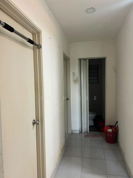Apartment for Rent at Kemuning Aman - Keith See - Corridor - PropertyGuru.com.my