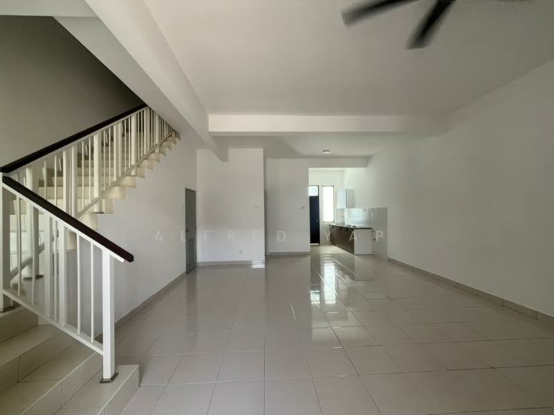 Rumah Teres 2-Tingkat untuk Disewa di Johor Bahru (Johor) - Alfred Yap - Living Room - PropertyGuru.com.my