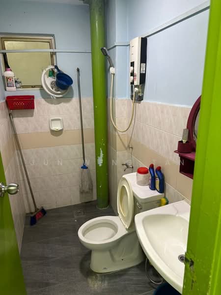 Apartment for Sale at Sri Kenari Apartment - Jun Weng Tan - PropertyGuru.com.my