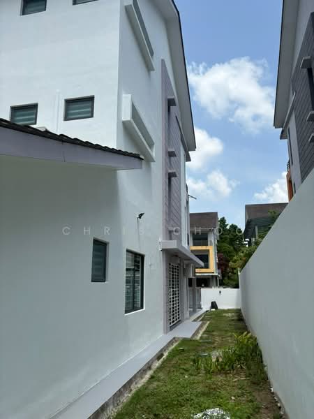 2-storey Terraced House for Sale in Taman Saujana Suria (Kajang) - Chris Choo - Exterior - PropertyGuru.com.my