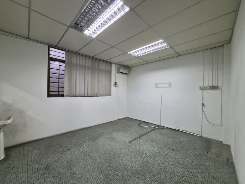 Banglo Komersial untuk Dijual di Taman Perak (George Town) - Fennie Seow - PropertyGuru.com.my