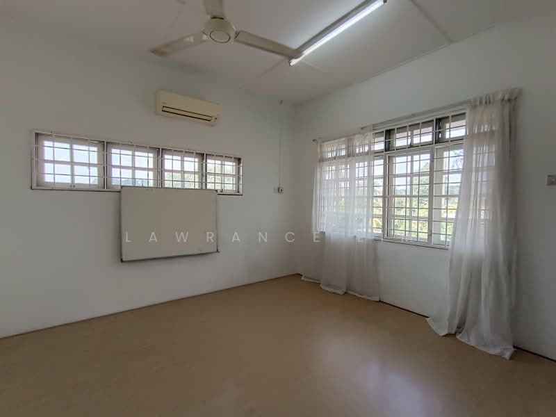 Rumah Teres 2 Tingkat untuk Dijual di Taman Jati (Batu Berendam) - Lawrance Lim - PropertyGuru.com.my