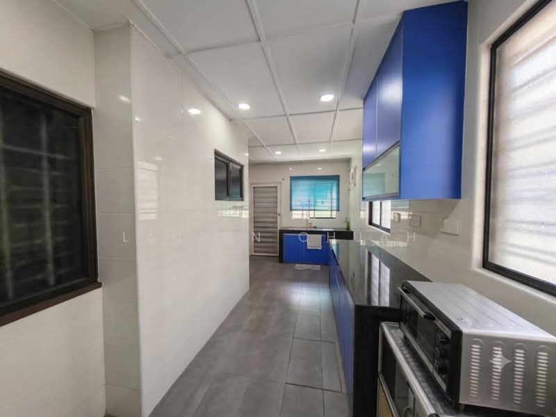2-storey Terraced House for Sale in Taman Mayang (Petaling Jaya) - Lauran Chuah - Kitchen - PropertyGuru.com.my