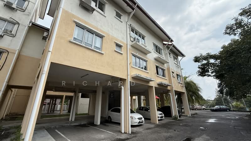 Pangsapuri untuk Dijual di Idaman Court - Richard Low - PropertyGuru.com.my