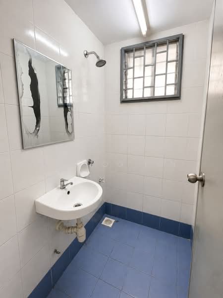 Flat for Sale at Seroja - Moomoo Tan - Bathroom - PropertyGuru.com.my