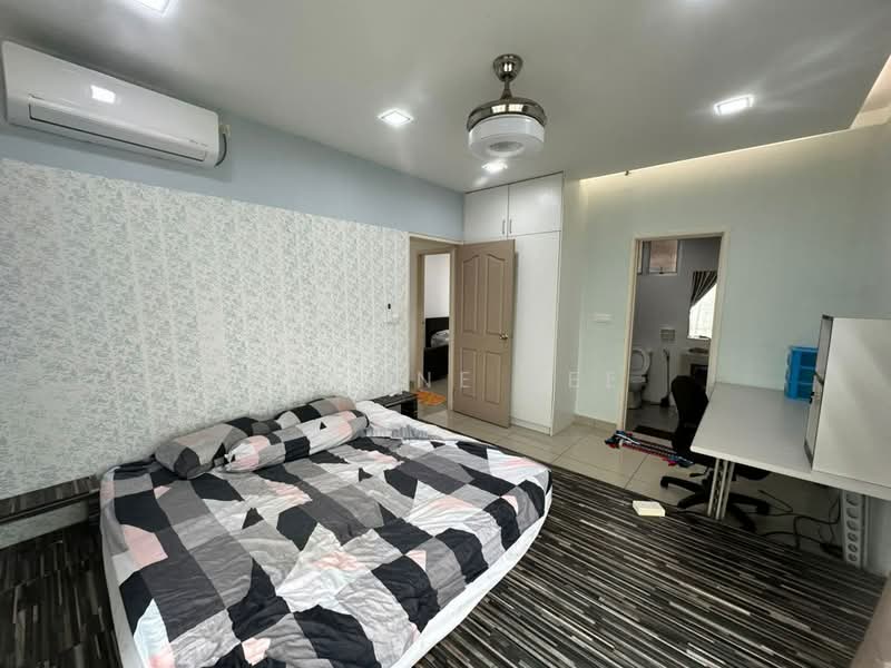 Pangsapuri untuk Disewa di Austin Suites (Permata Austin) - Daphne Lee - Bedroom - PropertyGuru.com.my
