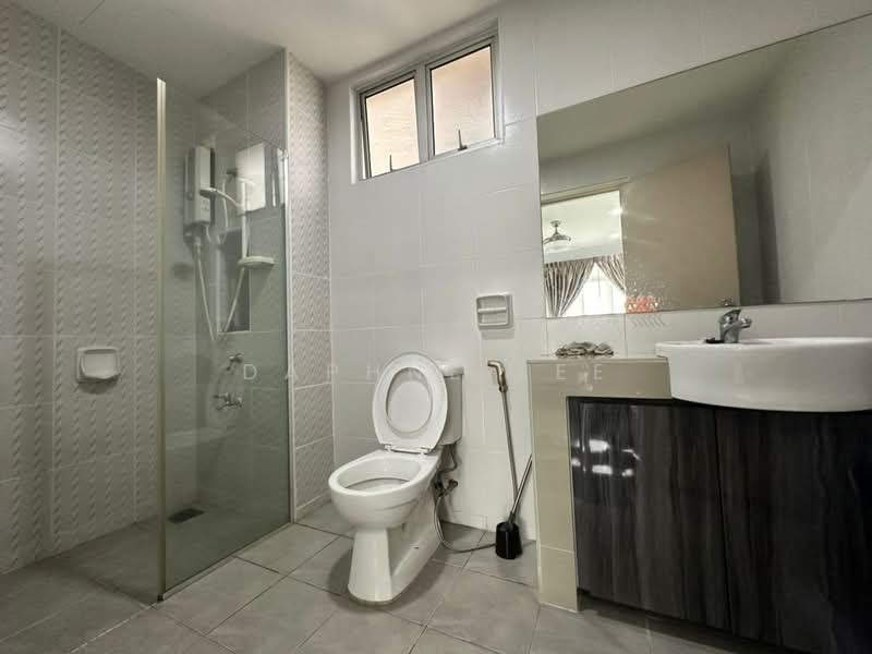 Pangsapuri untuk Disewa di Austin Suites (Permata Austin) - Daphne Lee - Bathroom - PropertyGuru.com.my