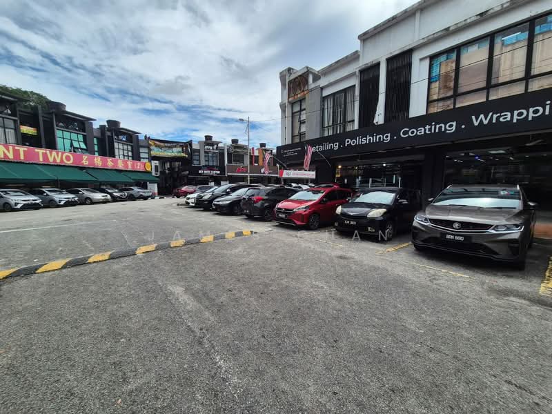 Shop / Office for Sale in Petaling Jaya (Selangor) - James Chan - Exterior - PropertyGuru.com.my