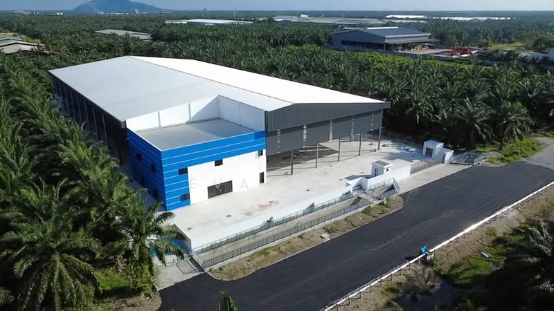 Detached Factory for Rent in Kampung Teluk Mengkuang (Telok Panglima Garang) - Eva Tan - Exterior - PropertyGuru.com.my