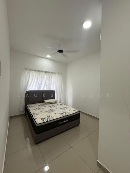 Condominium for Sale at The Holmes 2 - Jackson Looi - Bedroom - PropertyGuru.com.my