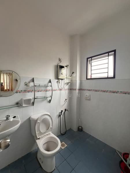 2-storey Terraced House for Rent in Taman Setia Indah (Tebrau) - YC Fung - Bathroom - PropertyGuru.com.my