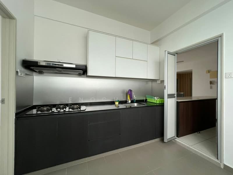 Kondominium untuk Dijual di The Latitude Condominium - Enoch Tiu - Kitchen - PropertyGuru.com.my