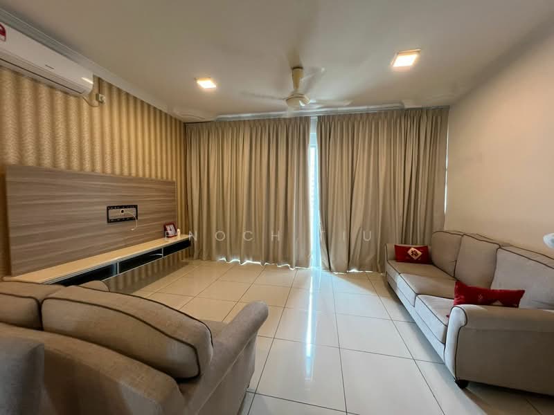 Kondominium untuk Dijual di The Latitude Condominium - Enoch Tiu - Living Room - PropertyGuru.com.my