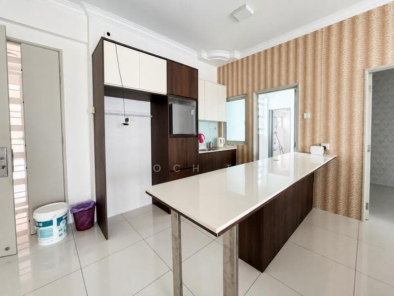 Condominium for Sale at The Latitude Condominium - Enoch Tiu - Kitchen - PropertyGuru.com.my