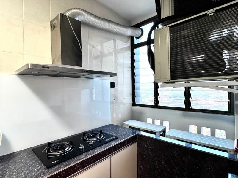 Pangsapuri untuk Dijual di Molek Pine 2 - Jun Wang - PropertyGuru.com.my