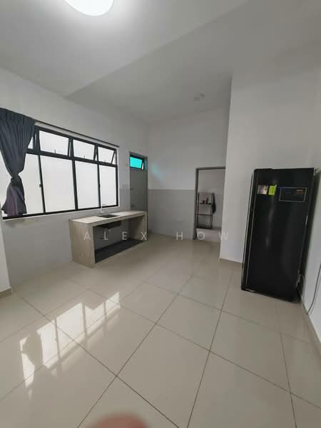 Rumah Kluster untuk Disewa di Johor Bahru (Johor) - Alex How - Kitchen - PropertyGuru.com.my