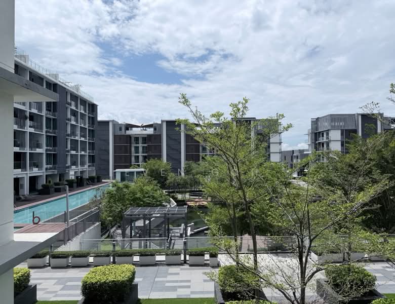 Kondominium untuk Disewa di The Light Collection III - Even Goh - Balcony View - PropertyGuru.com.my