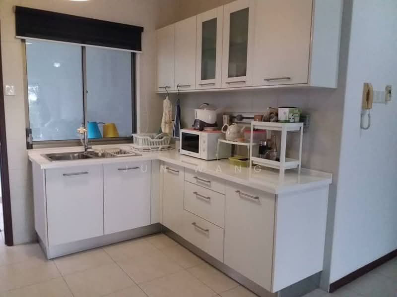 Pangsapuri untuk Dijual di Molek Pine 2 - Jun Wang - PropertyGuru.com.my