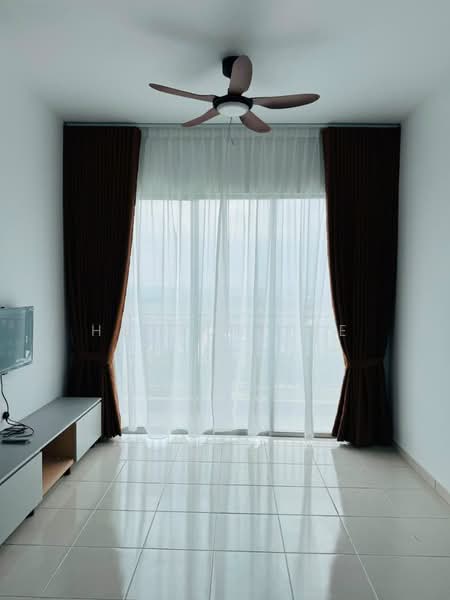 Kondominium untuk Disewa di Residensi Begonia - Henson Yee - Living Room - PropertyGuru.com.my