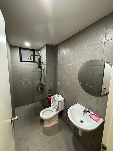 Pangsapuri untuk Disewa di Residensi Max - Raymond Ho - Bathroom - PropertyGuru.com.my