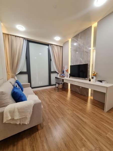 Condominium for Sale at Aurum Residence - FM Hong - Living Room - PropertyGuru.com.my
